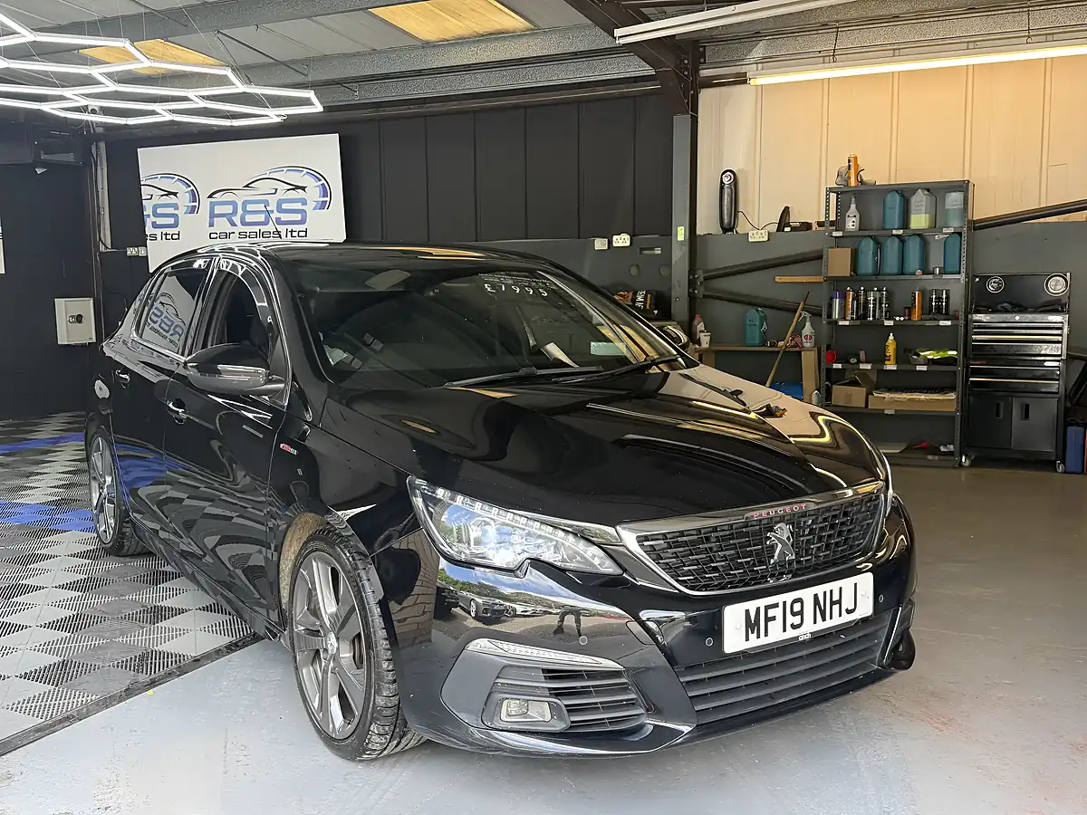 Used 2019 Peugeot 308 GT Line Black - Interior and Exterior details 6