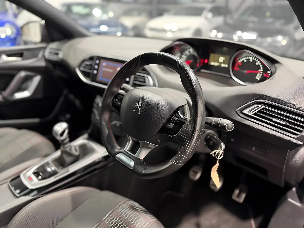 Used 2019 Peugeot 308 GT Line Black - Interior and Exterior details 13