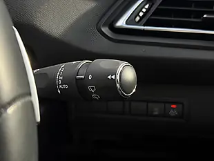 Used 2019 Peugeot 308 Sw Allure Blue - Interior and Exterior details 19