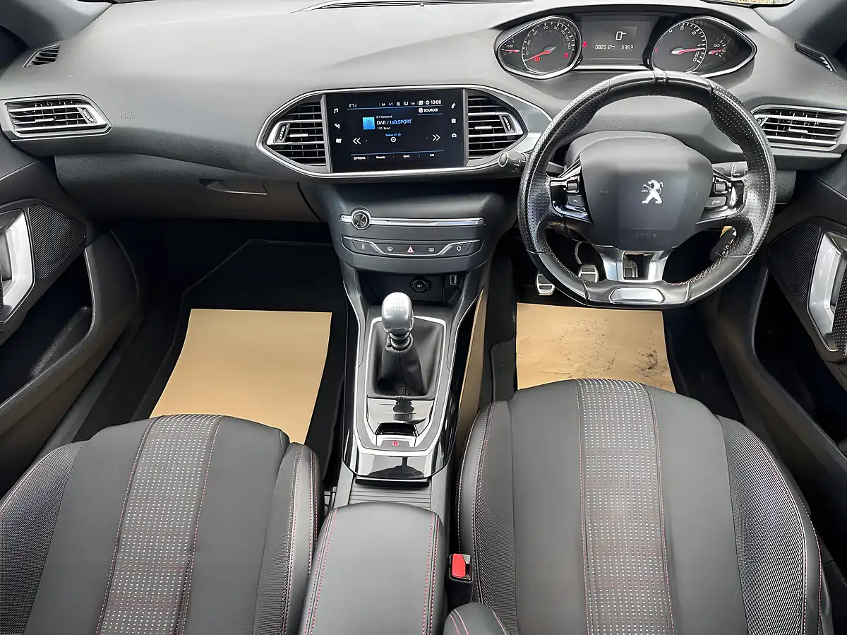 Used 2019 Peugeot 308 Sw GT Line Grey - Interior and Exterior details 13