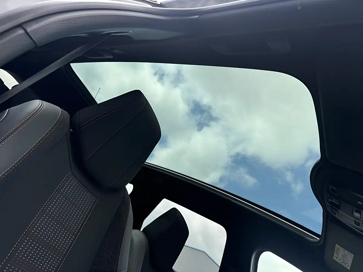Used 2019 Peugeot 308 Sw GT Line Grey - Interior and Exterior details 15