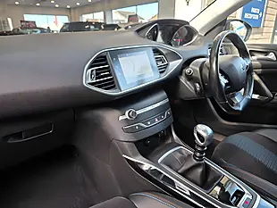 Used 2019 Peugeot 308 Tech Edition Blue - Interior and Exterior details 10