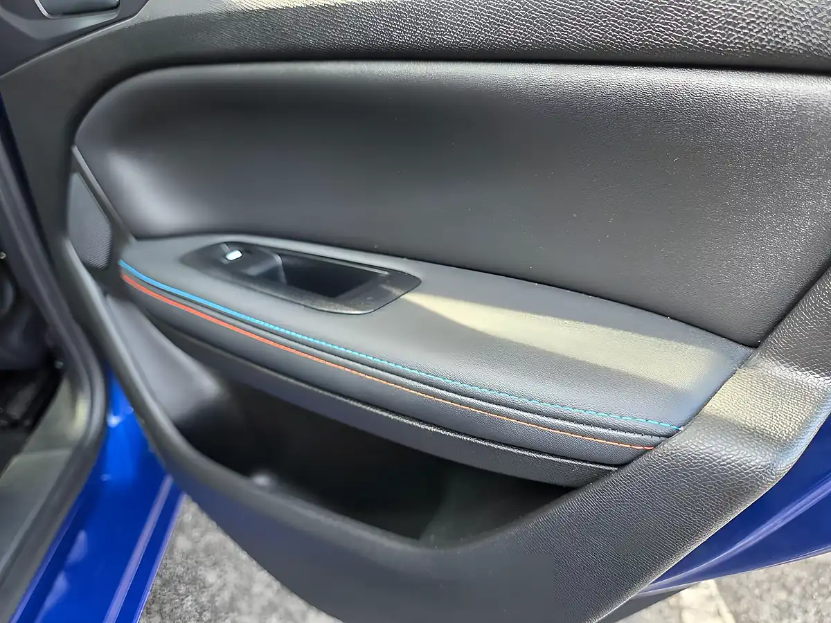 Used 2019 Peugeot 308 Tech Edition Blue - Interior and Exterior details 14