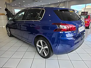 Used 2019 Peugeot 308 Tech Edition Blue - Interior and Exterior details 4