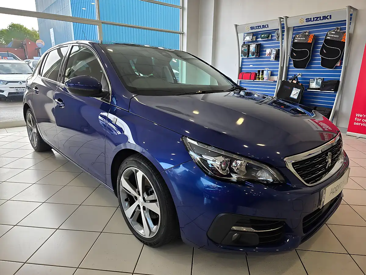 Used 2019 Peugeot 308 Tech Edition Blue - Interior and Exterior details 5