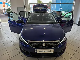 Used 2019 Peugeot 308 Tech Edition Blue - Interior and Exterior details 6