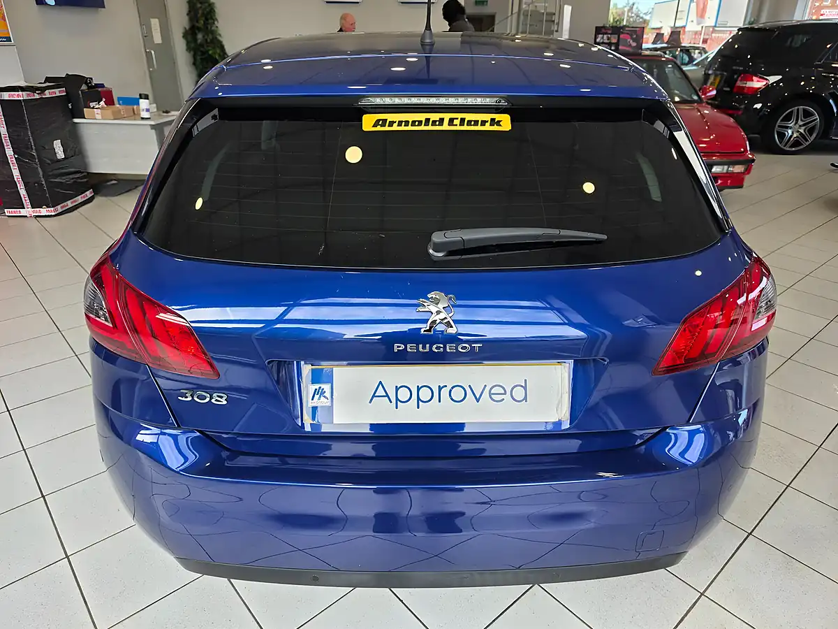 Used 2019 Peugeot 308 Tech Edition Blue - Interior and Exterior details 8