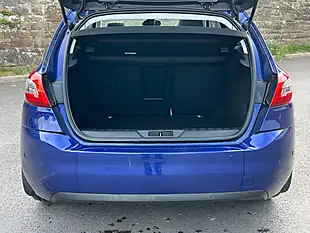 Used 2019 Peugeot 308 Tech Edition Twilight Blue - Interior and Exterior details 12