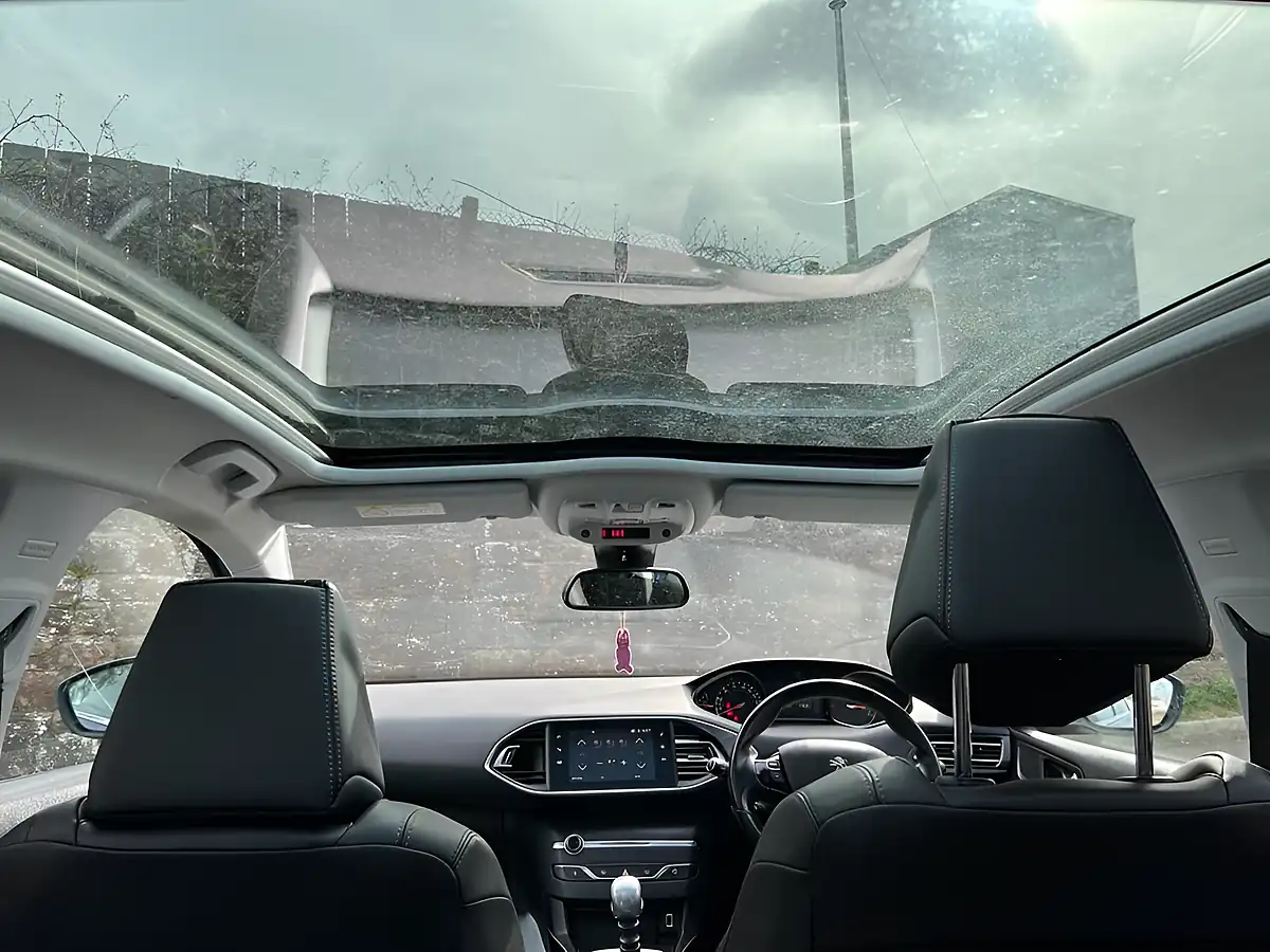 Used 2019 Peugeot 308 Tech Edition Twilight Blue - Interior and Exterior details 13