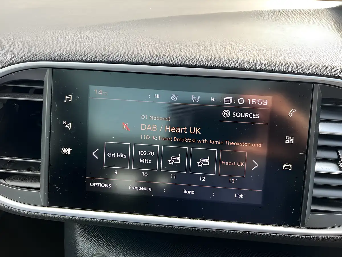 Used 2019 Peugeot 308 Tech Edition Twilight Blue - Interior and Exterior details 19