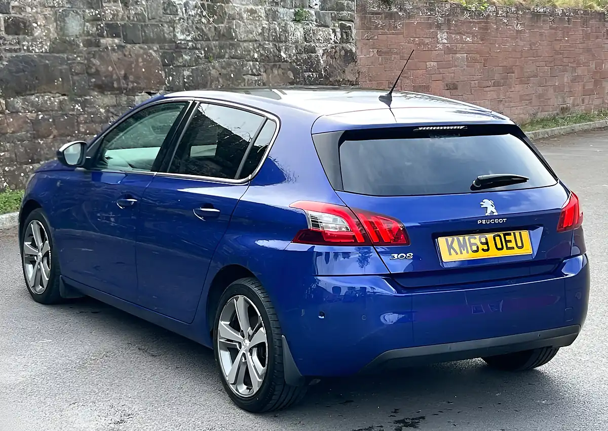 Used 2019 Peugeot 308 Tech Edition Twilight Blue - Interior and Exterior details 7