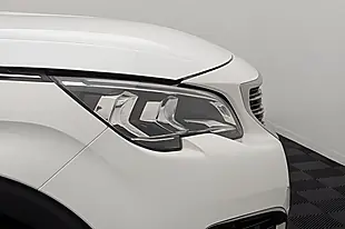Used 2019 Peugeot 5008 Active White - Interior and Exterior details 17