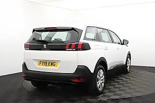 Used 2019 Peugeot 5008 Active White - Interior and Exterior details 3
