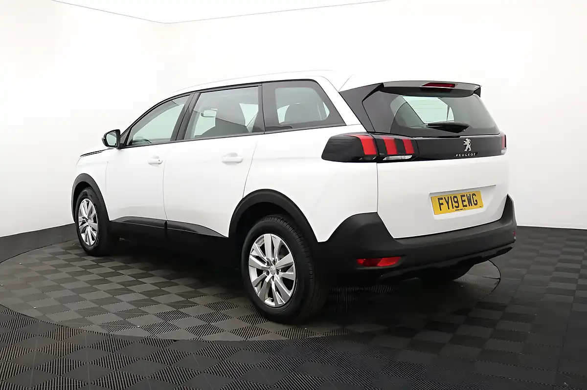 Used 2019 Peugeot 5008 Active White - Interior and Exterior details 5