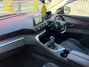 Used 2019 Peugeot 5008 Allure Grey - Interior and Exterior details 18