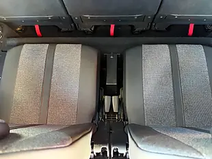 Used 2019 Peugeot 5008 Allure Grey - Interior and Exterior details 8