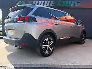 Used 2019 Peugeot 5008 Allure Grey - Interior and Exterior details 9