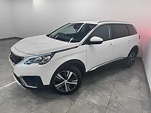 Used 2019 Peugeot 5008 Allure White - Interior and Exterior details 4