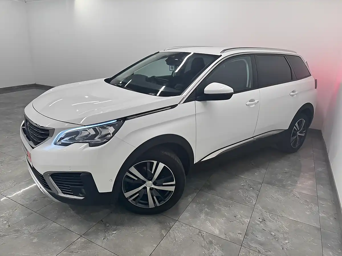 Used 2019 Peugeot 5008 Allure White - Interior and Exterior details 4