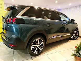 Used 2019 Peugeot 5008 GT Line Green - Interior and Exterior details 16