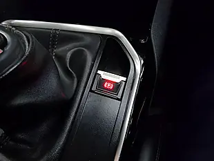 Used 2019 Peugeot 5008 GT Line Green - Interior and Exterior details 18