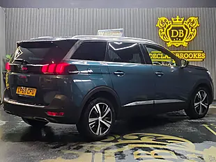 Used 2019 Peugeot 5008 GT Line Green - Interior and Exterior details 3