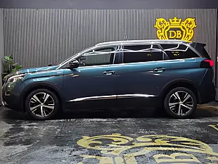 Used 2019 Peugeot 5008 GT Line Green - Interior and Exterior details 6