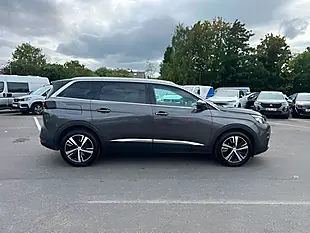 Used 2019 Peugeot 5008 GT Line Grey - Interior and Exterior details 4