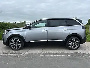 Used 2019 Peugeot 5008 GT Line Premium Grey - Interior and Exterior details 5