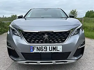Used 2019 Peugeot 5008 GT Line Premium Grey - Interior and Exterior details 7