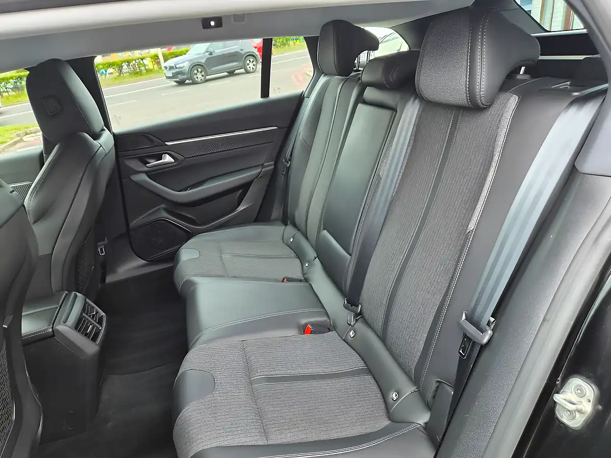 Used 2019 Peugeot 508 Allure Black - Interior and Exterior details 15