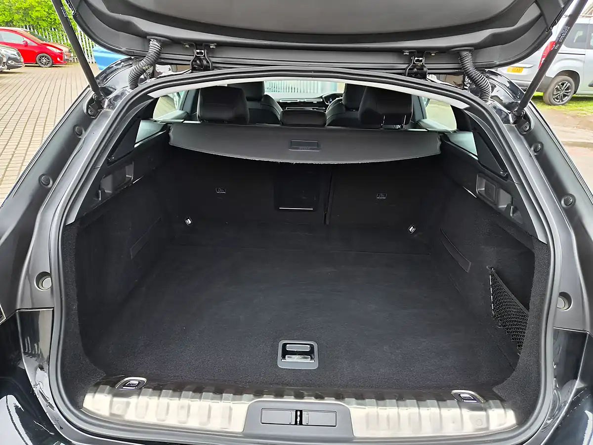 Used 2019 Peugeot 508 Allure Black - Interior and Exterior details 18