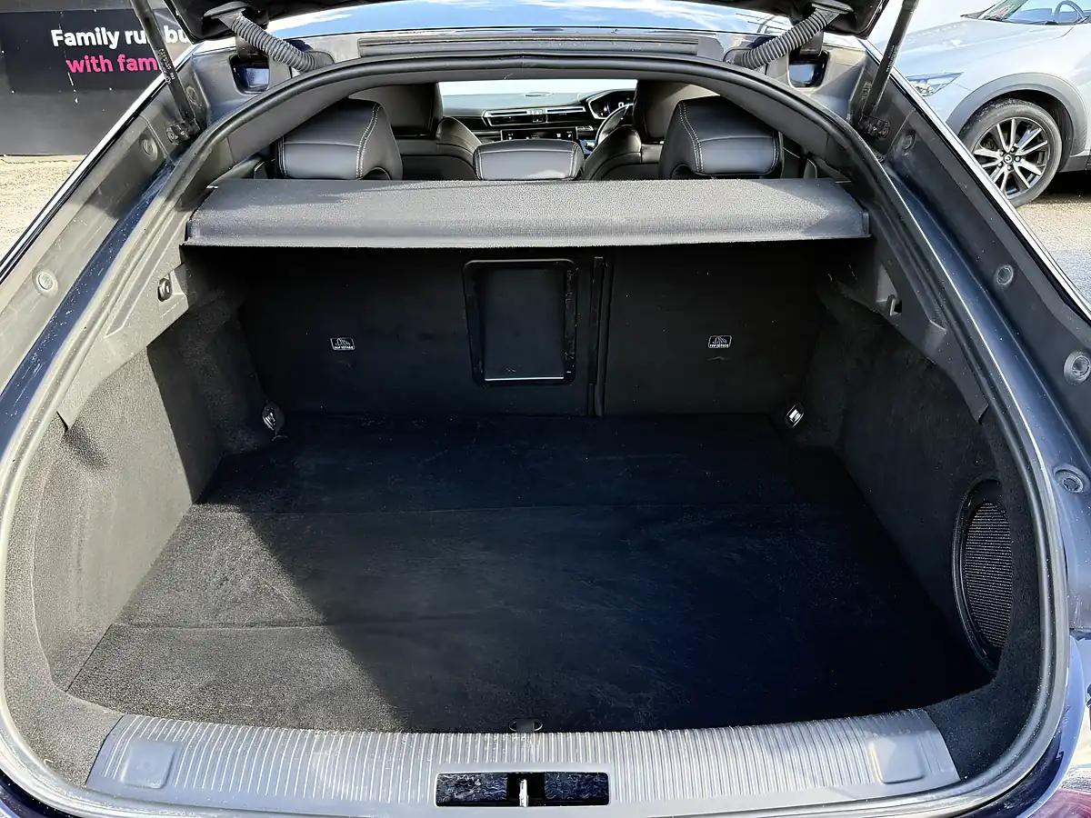 Used 2019 Peugeot 508 GT Line Blue - Interior and Exterior details 20