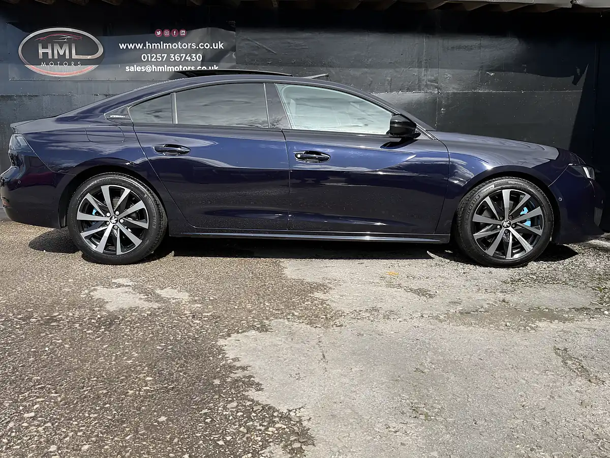 Used 2019 Peugeot 508 GT Line Blue - Interior and Exterior details 7