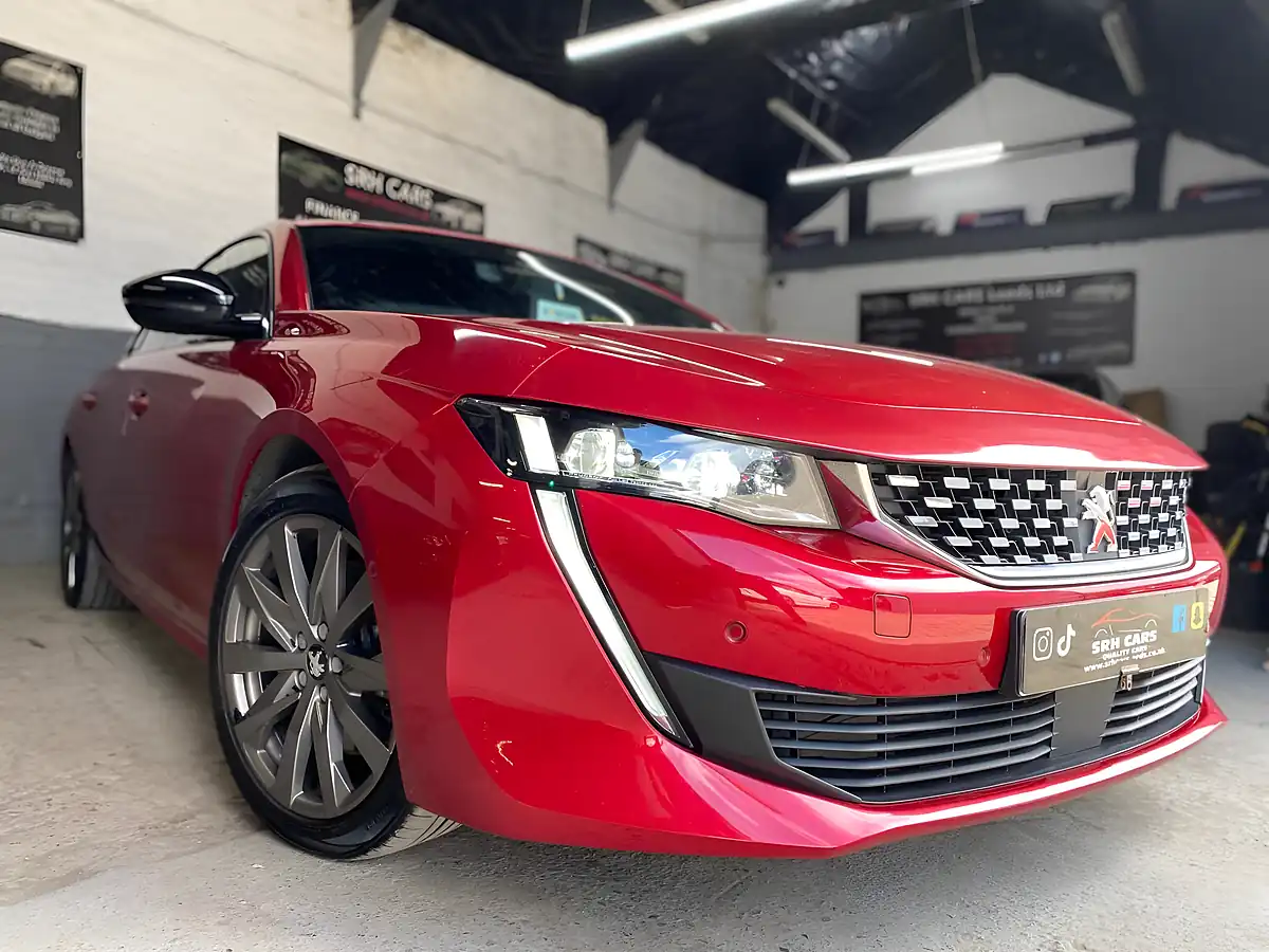 Used 2019 Peugeot 508 GT Line Fastback Red - Interior and Exterior details 5