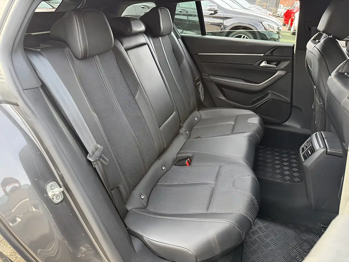 Used 2019 Peugeot 508 Sw GT Line Grey - Interior and Exterior details 12