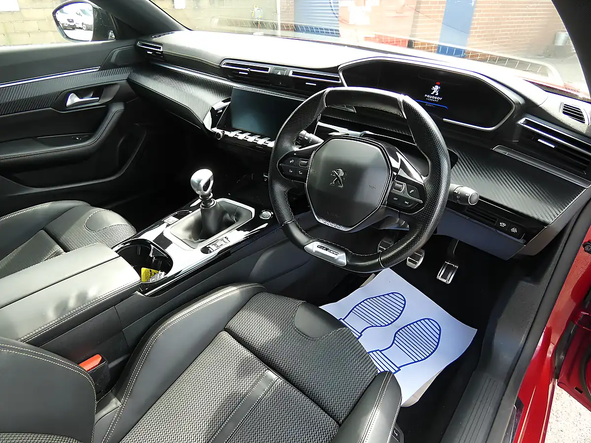 Used 2019 Peugeot 508 Sw GT Line Red - Interior and Exterior details 15