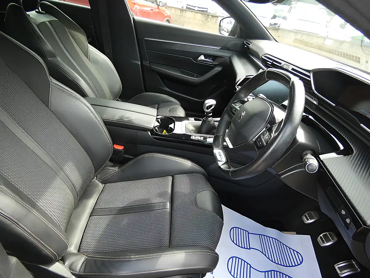 Used 2019 Peugeot 508 Sw GT Line Red - Interior and Exterior details 2