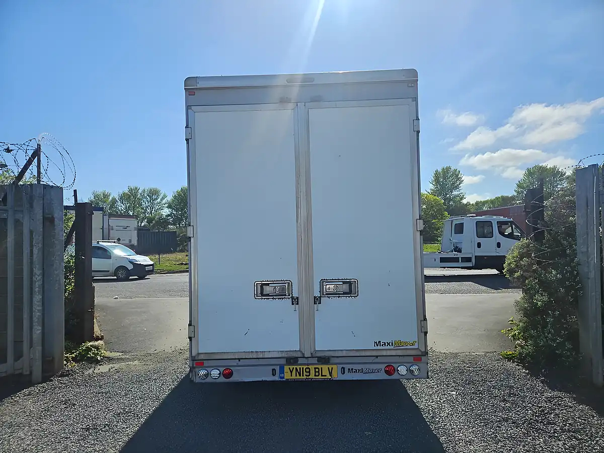 Used 2019 Peugeot Boxer 335 Lwb Low Loader Luton White - Interior and Exterior details 7