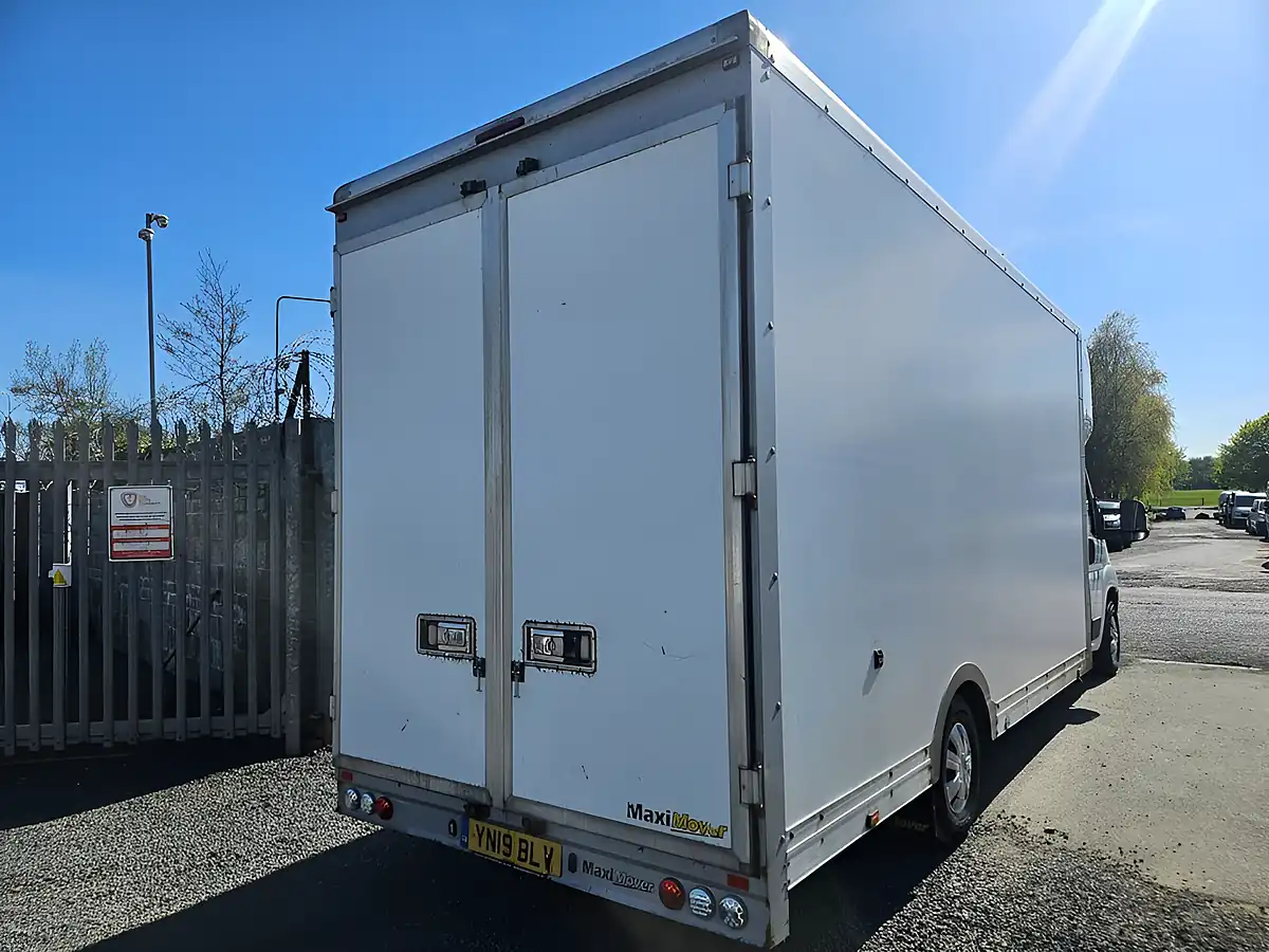 Used 2019 Peugeot Boxer 335 Lwb Low Loader Luton White - Interior and Exterior details 8