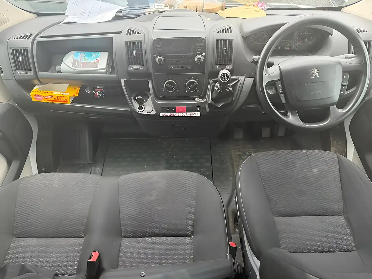 Used 2019 Peugeot Boxer 335 Panel Van White - Interior and Exterior details 16