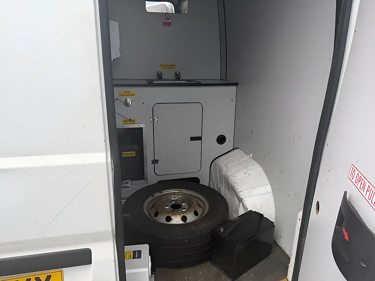 Used 2019 Peugeot Boxer 335 Panel Van White - Interior and Exterior details 18