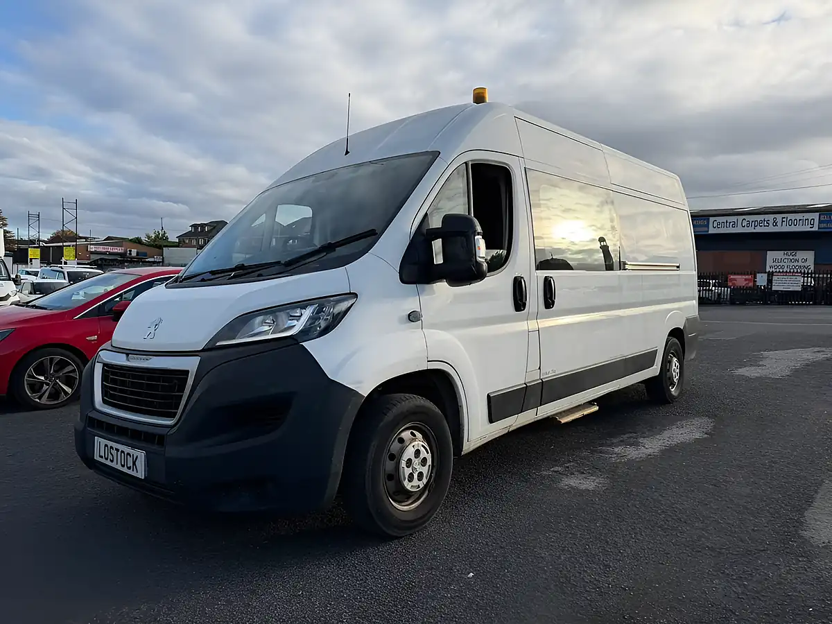 Used 2019 Peugeot Boxer 335 Panel Van White - Interior and Exterior details 20