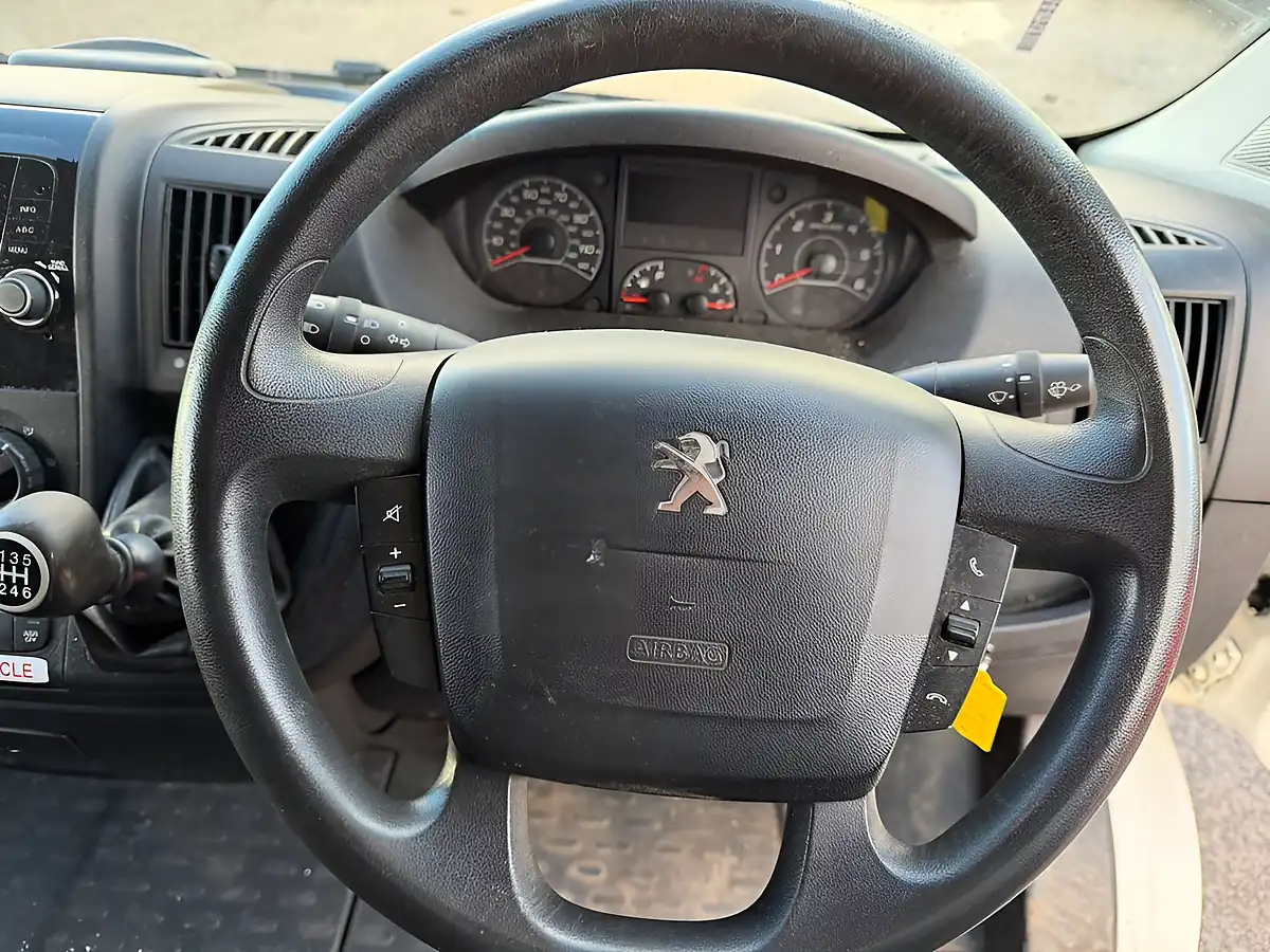 Used 2019 Peugeot Boxer 335 Panel Van White - Interior and Exterior details 5