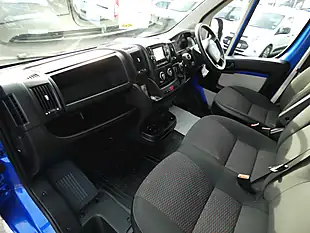 Used 2019 Peugeot Boxer 335 Professional White - Interior and Exterior details 19
