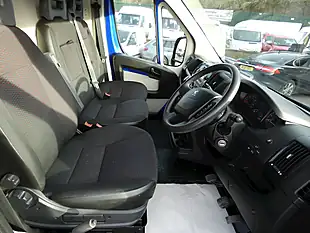 Used 2019 Peugeot Boxer 335 Professional White - Interior and Exterior details 3