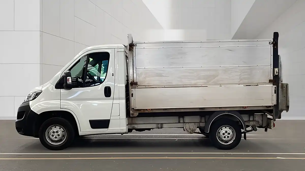 Used 2019 Peugeot Boxer Dropside L2 Tail Lift Plus White - Interior and Exterior details 10