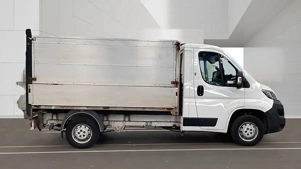 Used 2019 Peugeot Boxer Dropside L2 Tail Lift Plus White - Interior and Exterior details 8