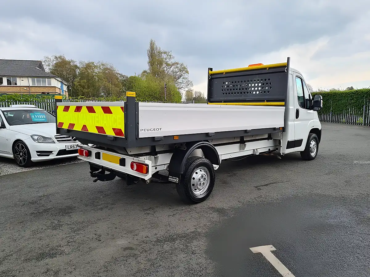 Used 2019 Peugeot Boxer Dropside L3 Plus White - Interior and Exterior details 11