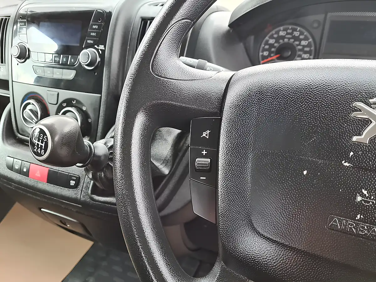 Used 2019 Peugeot Boxer Dropside L3 Plus White - Interior and Exterior details 16